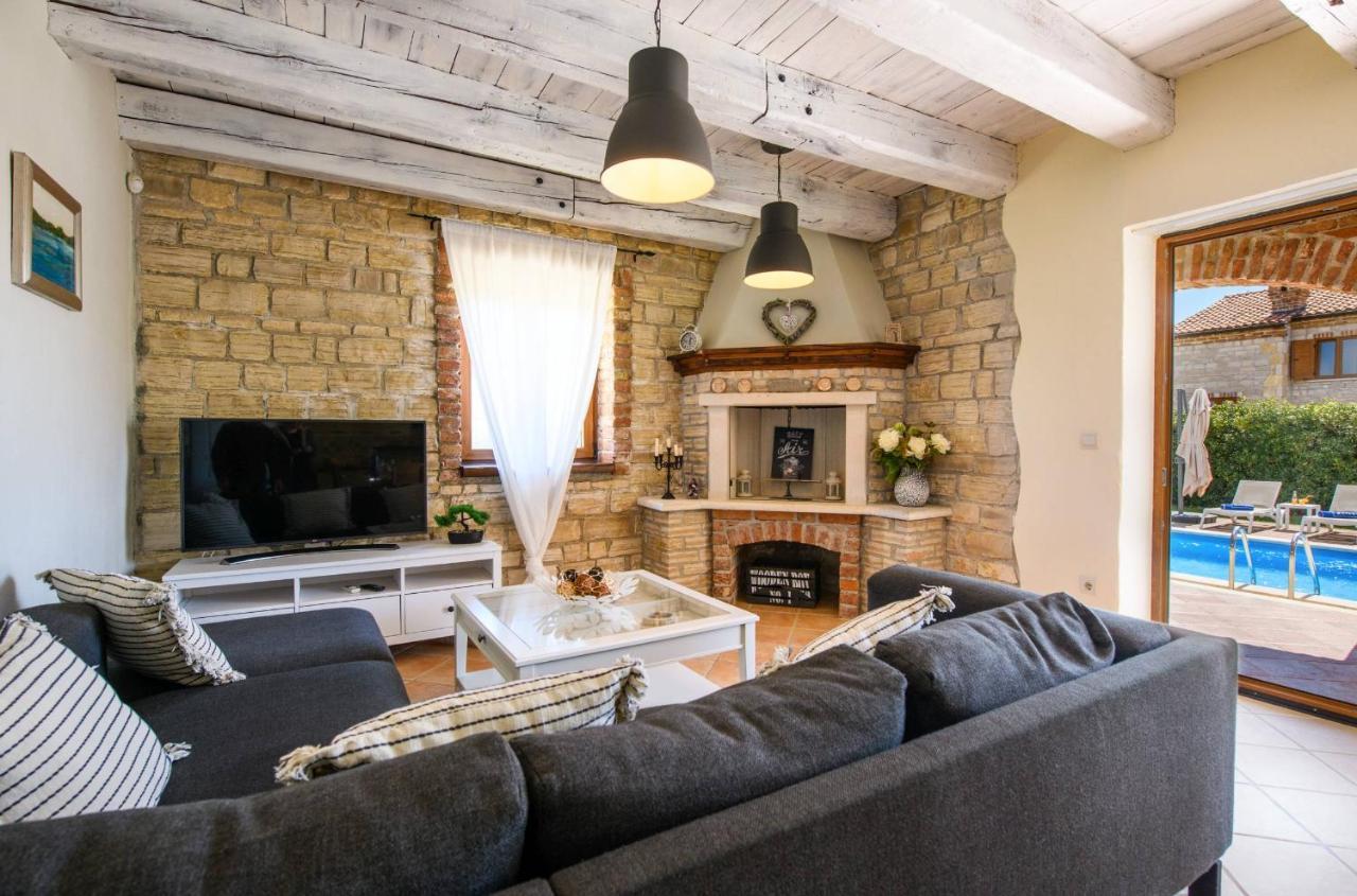 Paradis Villa Stone Queen With Heated Pool Butkovići 외부 사진