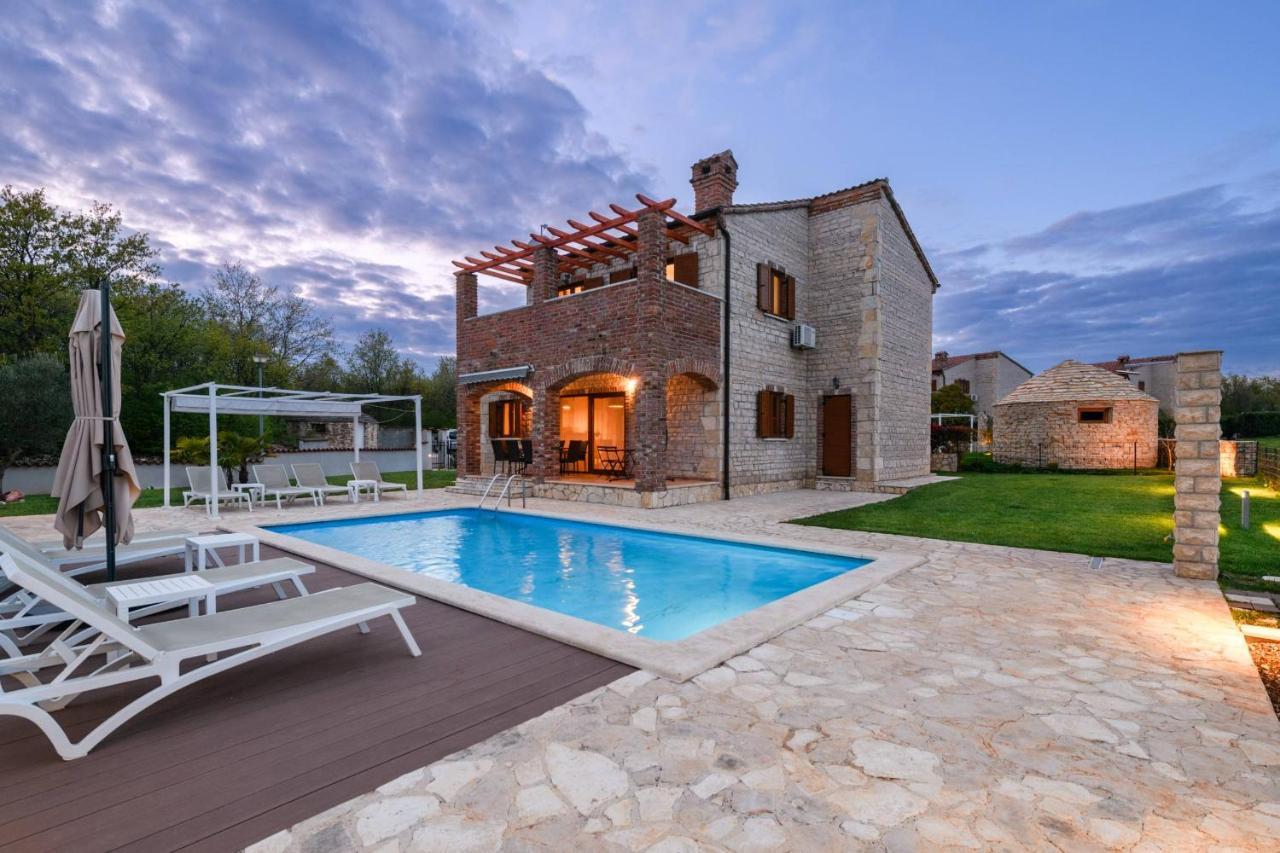 Paradis Villa Stone Queen With Heated Pool Butkovići 외부 사진