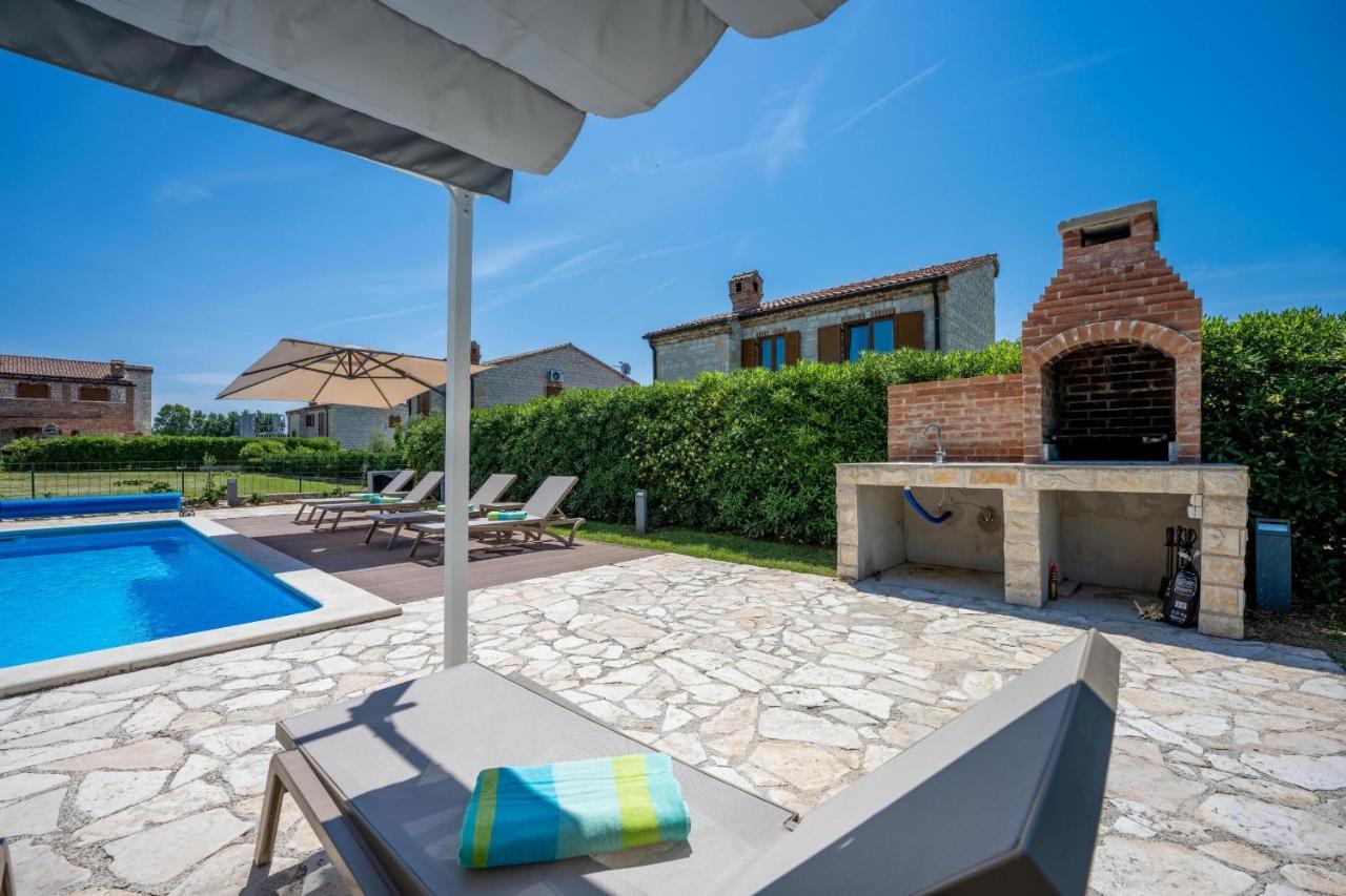 Paradis Villa Stone Queen With Heated Pool Butkovići 외부 사진